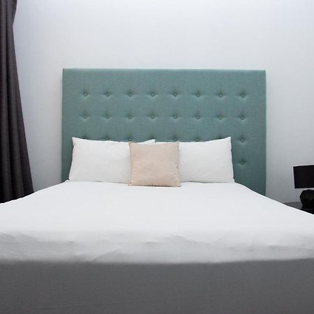 Oasis On Beamish Hotel ซิดนีย์ ภายนอก รูปภาพ